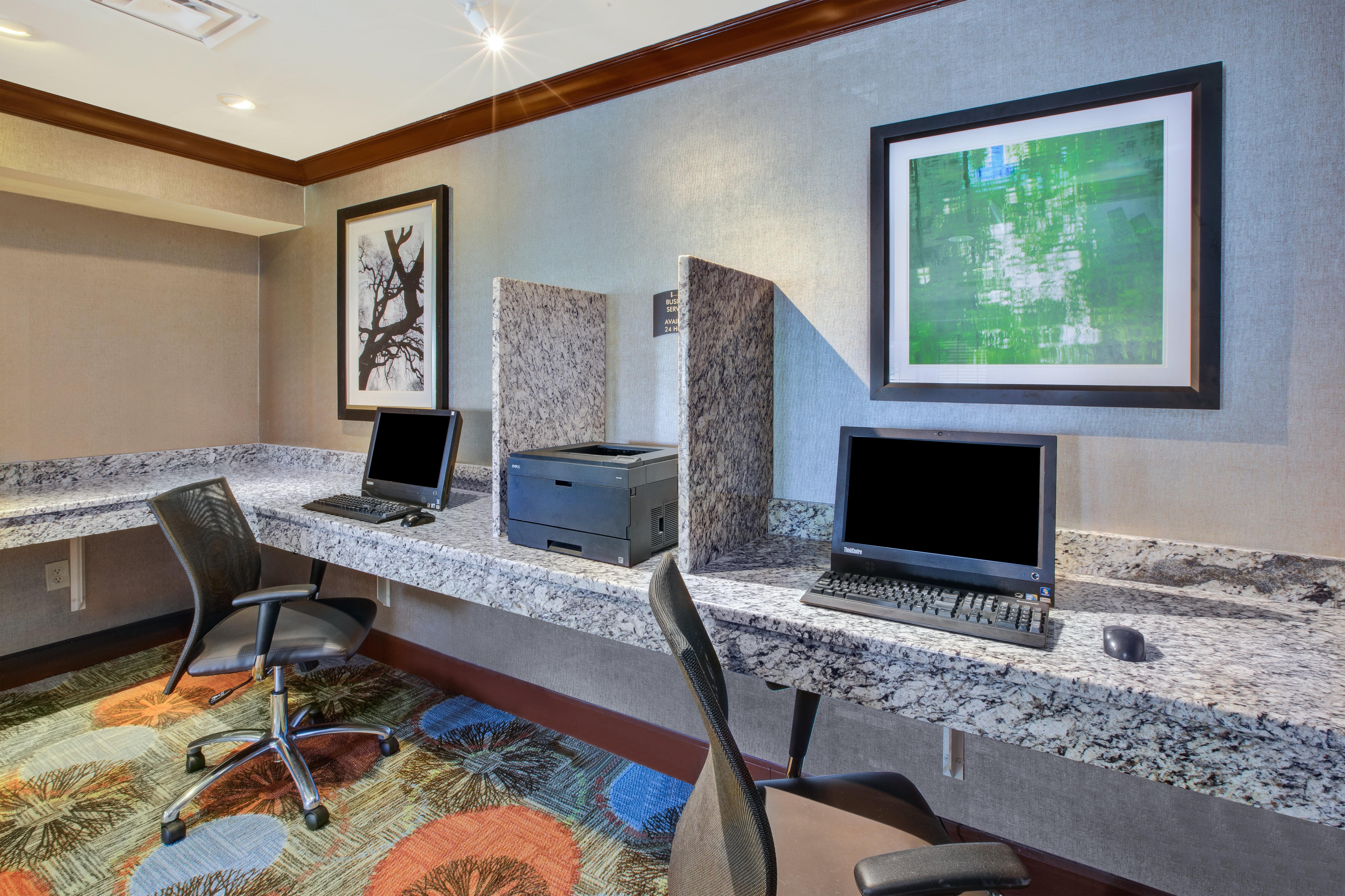Staybridge Suites Louisville - East By Ihg Экстерьер фото