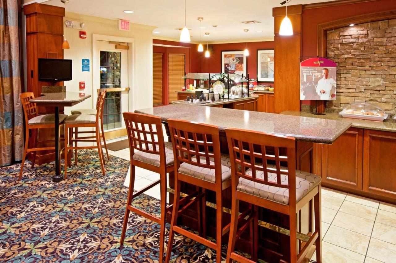 Staybridge Suites Louisville - East By Ihg Экстерьер фото
